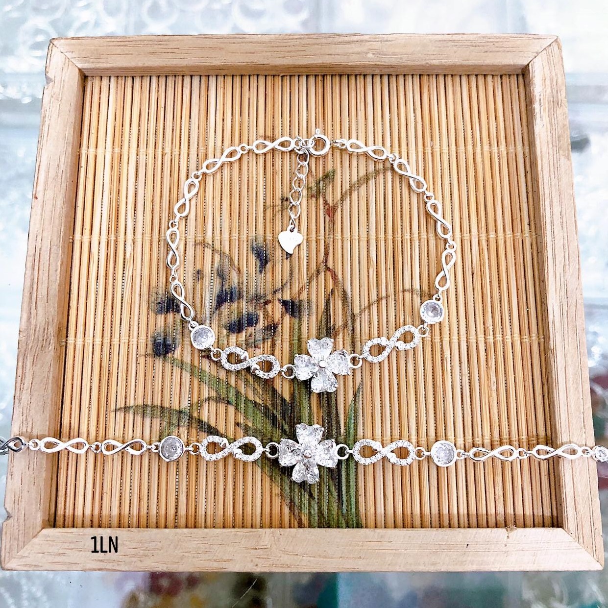 Lắc tay nữ thời trang chất liệu bằng bạc s925 MS0125t