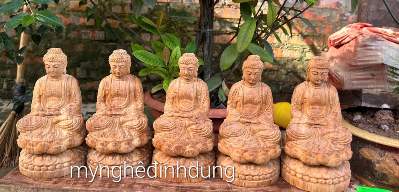 Tượng phật adi đà bằng gỗ ngọc am thơm nức kt cao 20x12cm