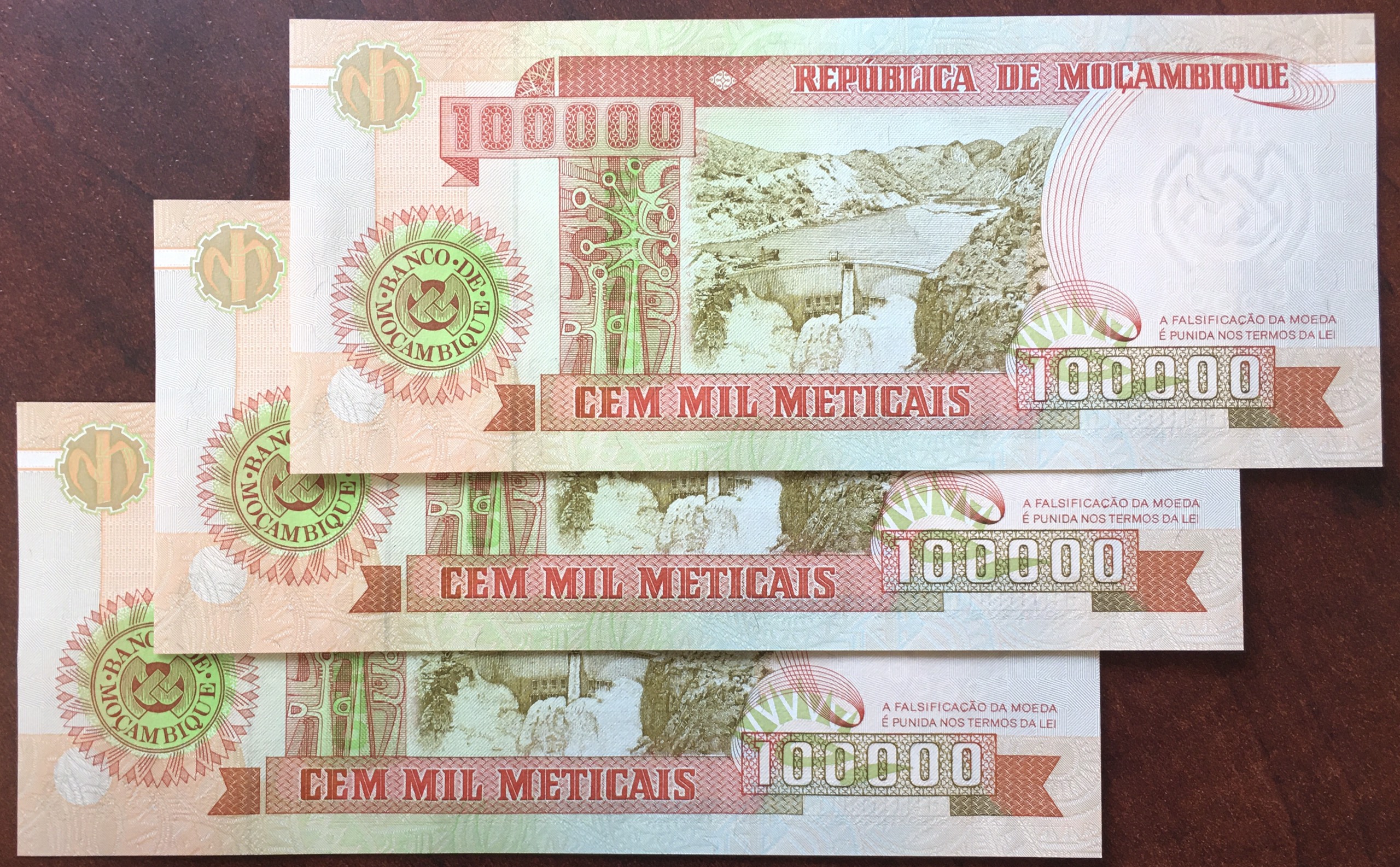 Tiền Xưa Mocambique 100,000 Meticais 1993 [Tiền Xưa Sưu Tầm]