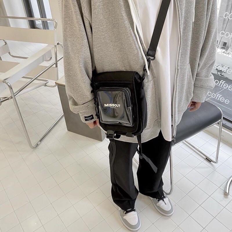 Túi đeo chéo gương trong thời trang kiểu mới chữ MISSOUT hai ngăn có khoá kéo style KITI SHOP