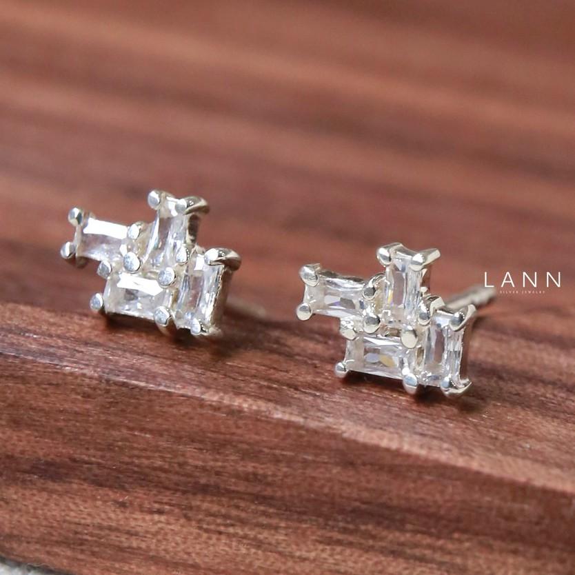 Khuyên 4 đá chữ nhật xếp S925 LANN