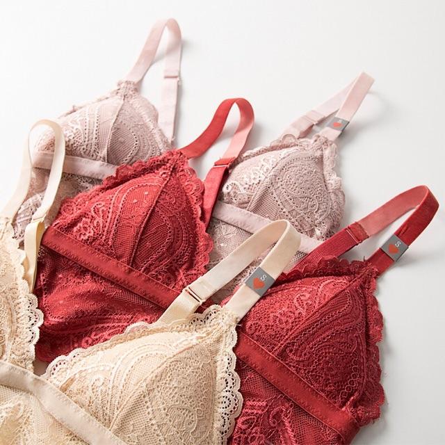 Áo Lót Bralette Ren Có Khe Tháo Mút B096