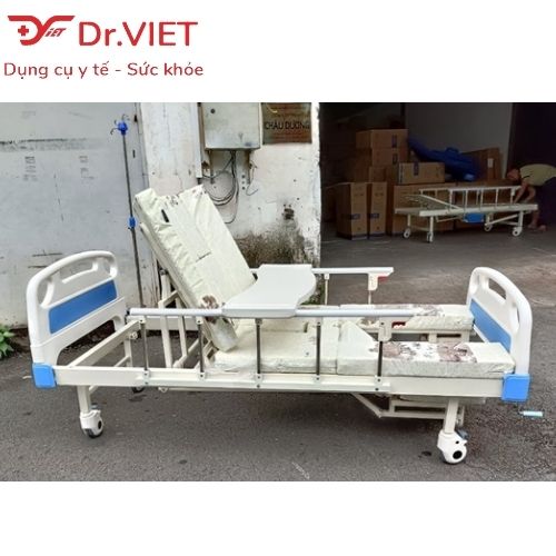 Giường y tế cơ 4 tay quay đa năng Lucass GB-C31