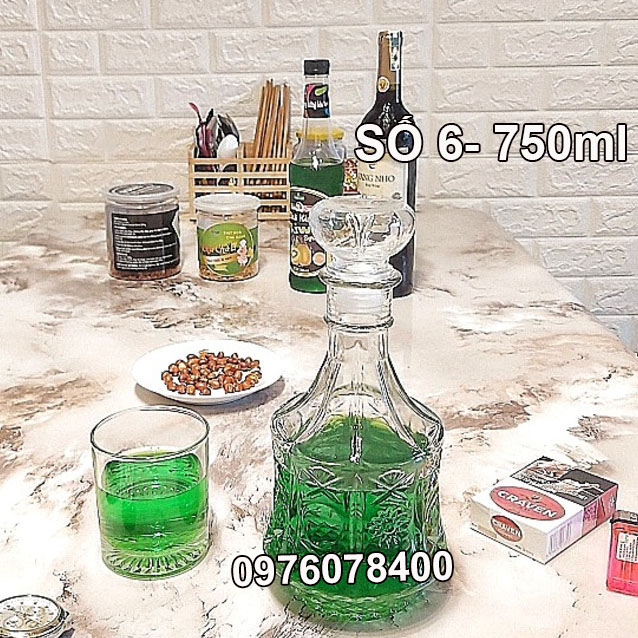 Bình Đựng Rượu Thủy Tinh Cao Cấp 750ml. Mẫu trụ cổ cao hoa văn vương miện