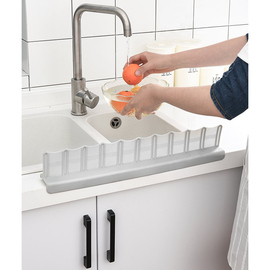 Miếng chắn bắn nước chậu rửa nhà bếp