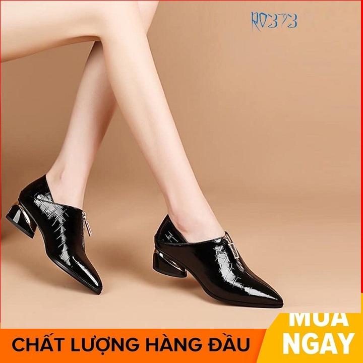 Giày boot bốt nữ cổ thấp 4 phân hàng hiệu rosata màu đen ro373