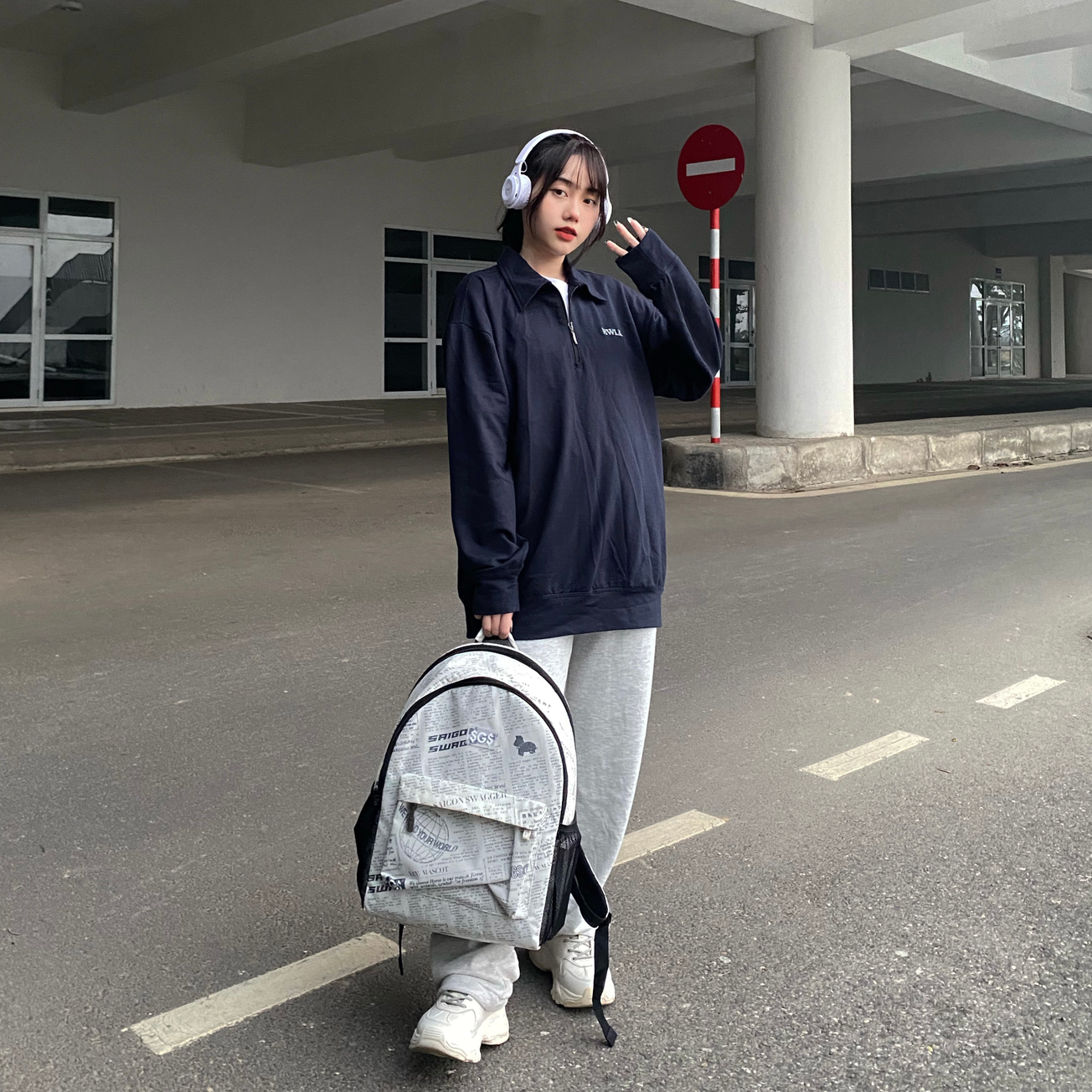 Balo Họa Tiết Báo SAIGON SWAGGER SGS Journal Backpack-Ngăn Chống Sốc Laptop 15'