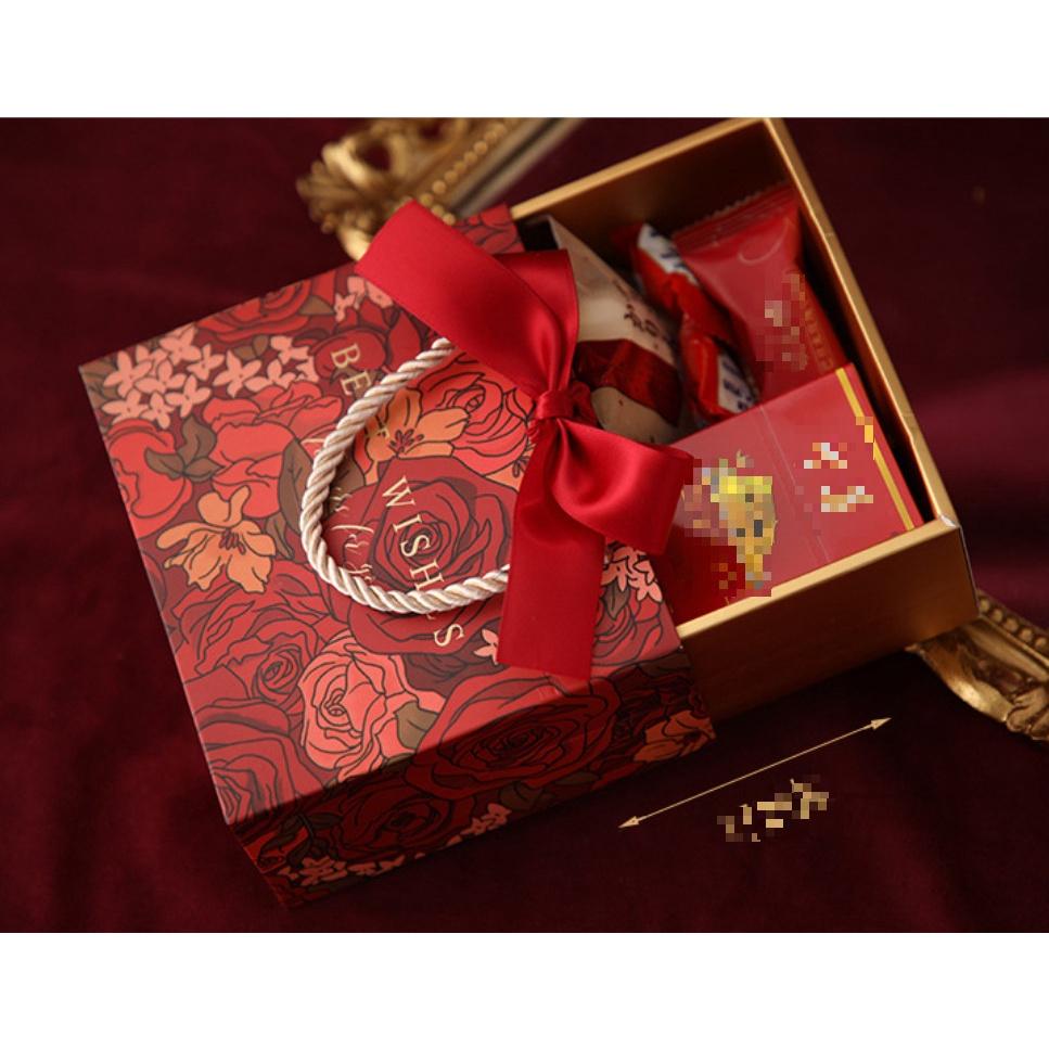 Hộp/Túi giấy đựng quà sang trọng tặng sinh nhật bạn gái bạn trai đối tác, valentine, ngày lễ có quai