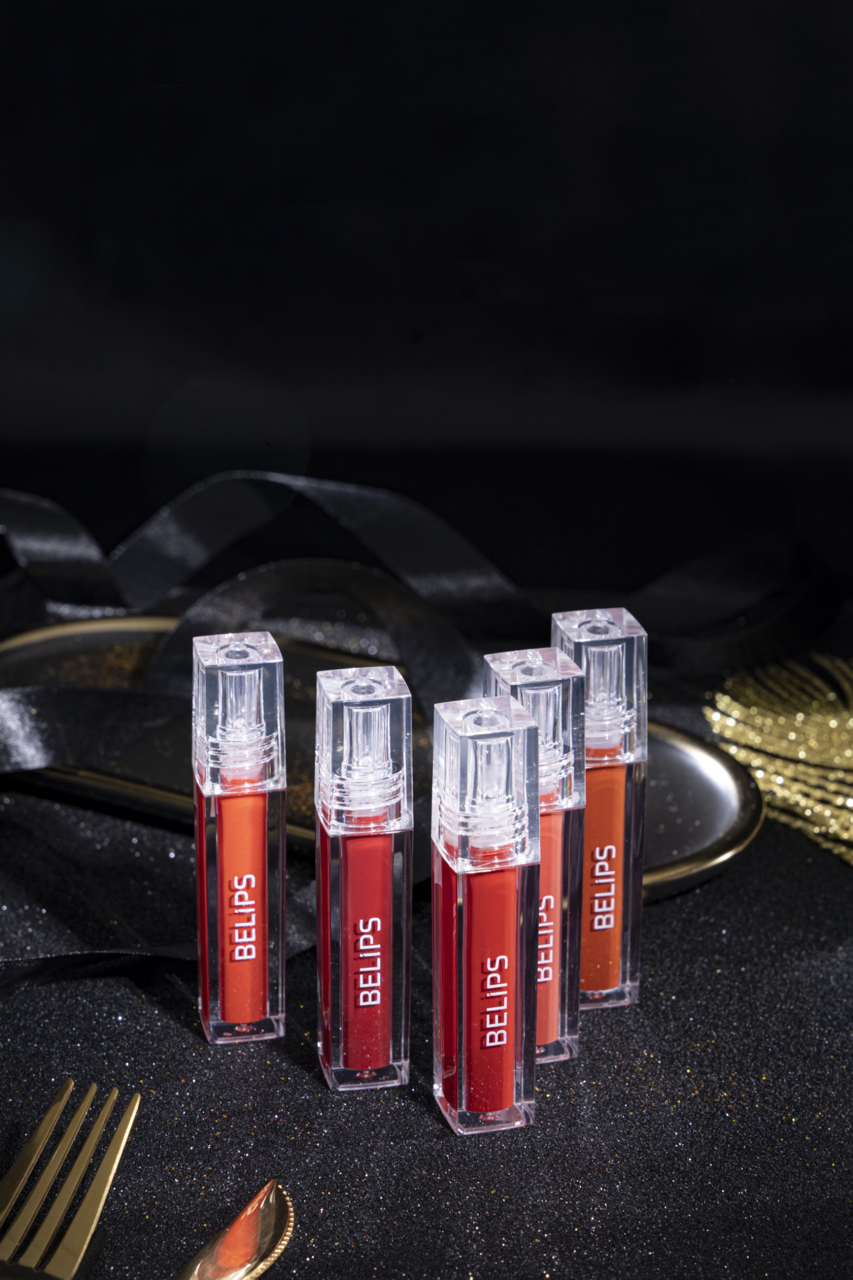 Bộ đôi son thỏi Belips Sexy Lipstick 09 Juliette Red + son kem lì Belips City At Night C03 Night Party