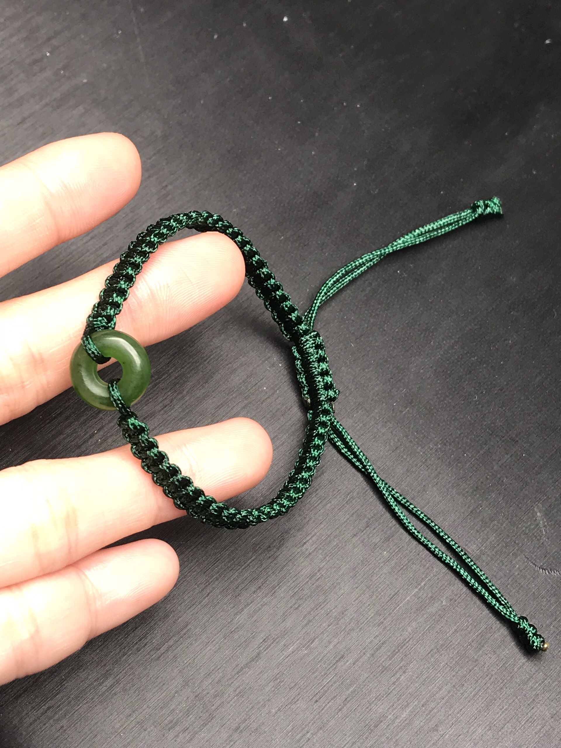 Vòng tay đồng điếu đá ngọc bích canada tự nhiên 12mm