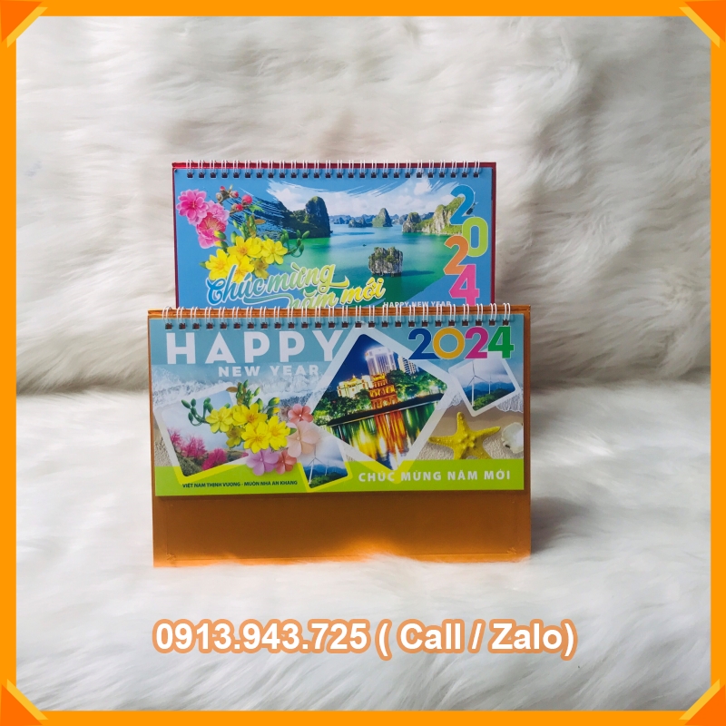 Lịch Để Bàn Chữ M 2024 KHỔ 24X16cm - Mẫu Ngẫu Nhiên