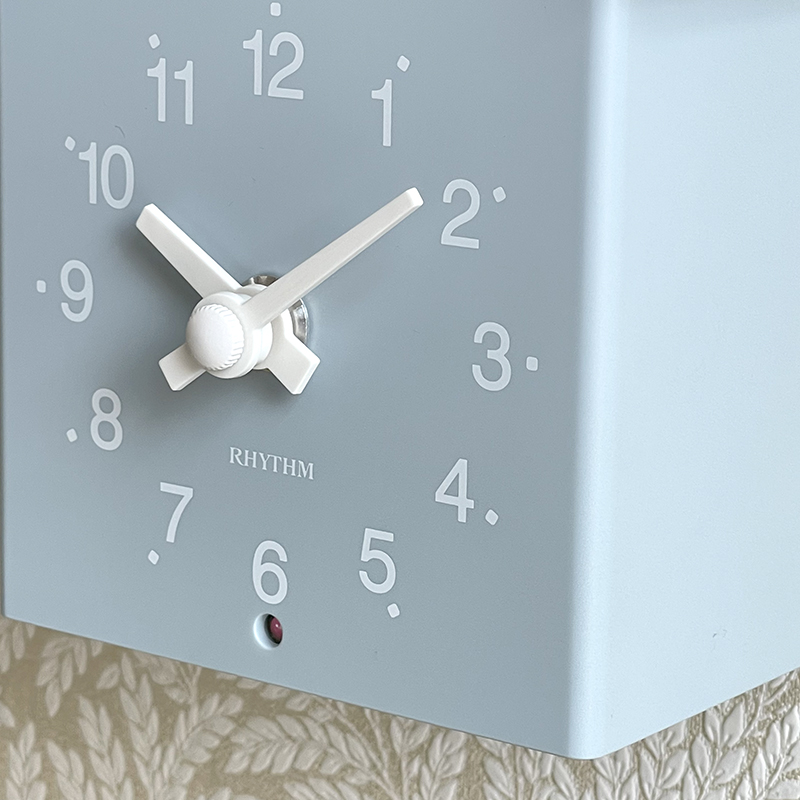 Đồng hồ Cuckoo Rhythm 4RH797SR04, kích thước 18.5×14.6×10.7 cm/480g. Dùng Pin