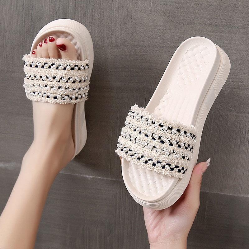 Summer fashion wearing thick-soled slippers women with skirts to wear out sandals foreign style high color value drag Joker