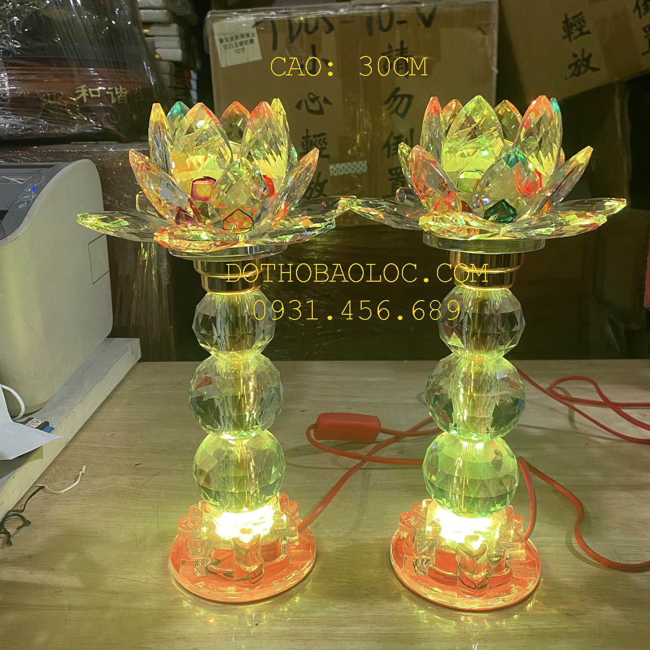Đèn pha lê hoa sen 3 cục bông cao cấp nhập khẩu từ Đài Loan cao 30cm