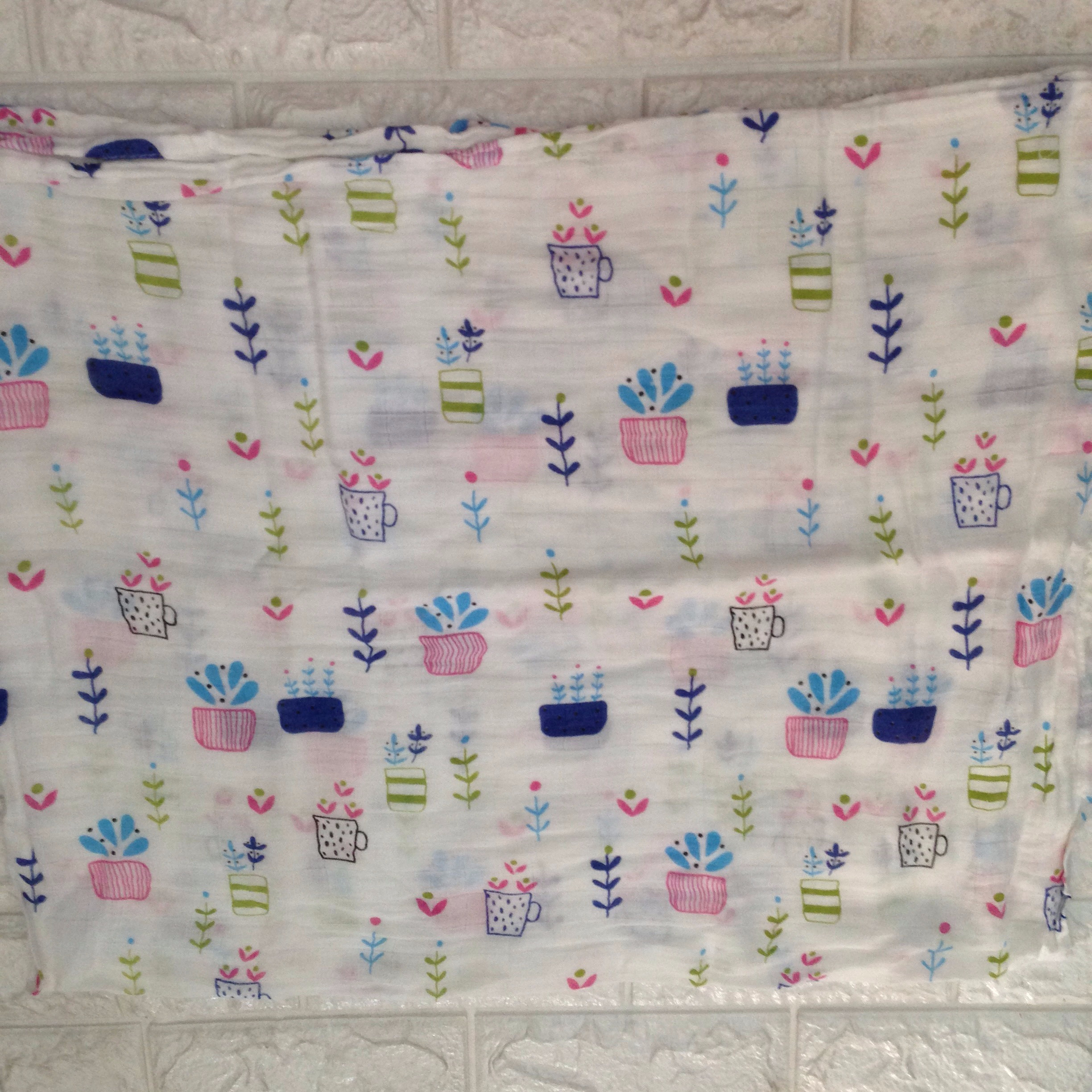 Set 2 khăn tắm sợi tre hình họa tiết ngẫu nhiên - Size 1.2m x 1.2m