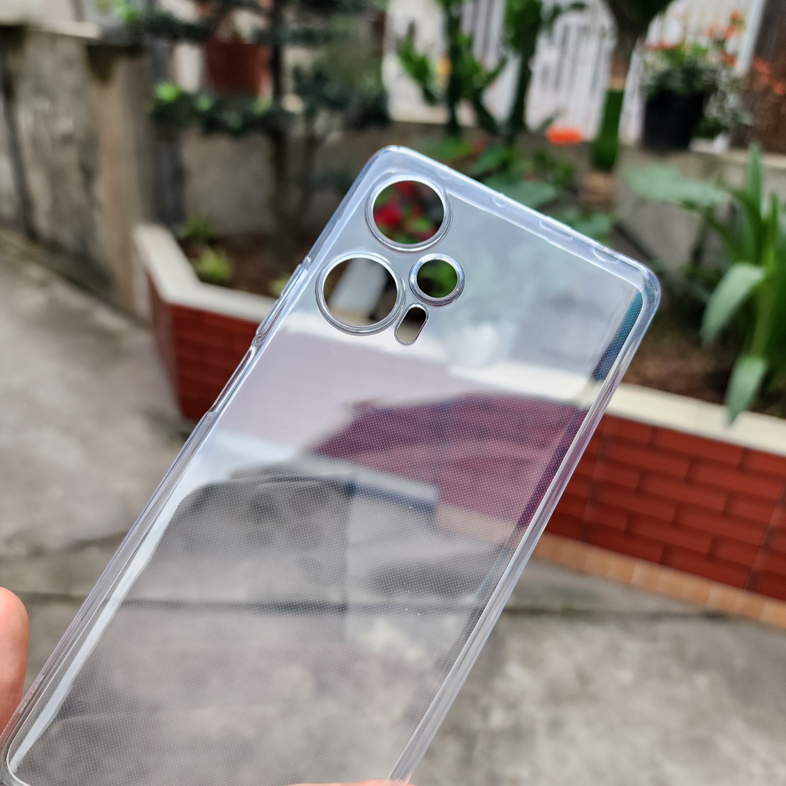 Ốp Lưng Dẻo cho Xiaomi Redmi Note 12 Turbo Trong Suốt Ôm Khít Máy, Có Gờ Bảo Vệ Camera.