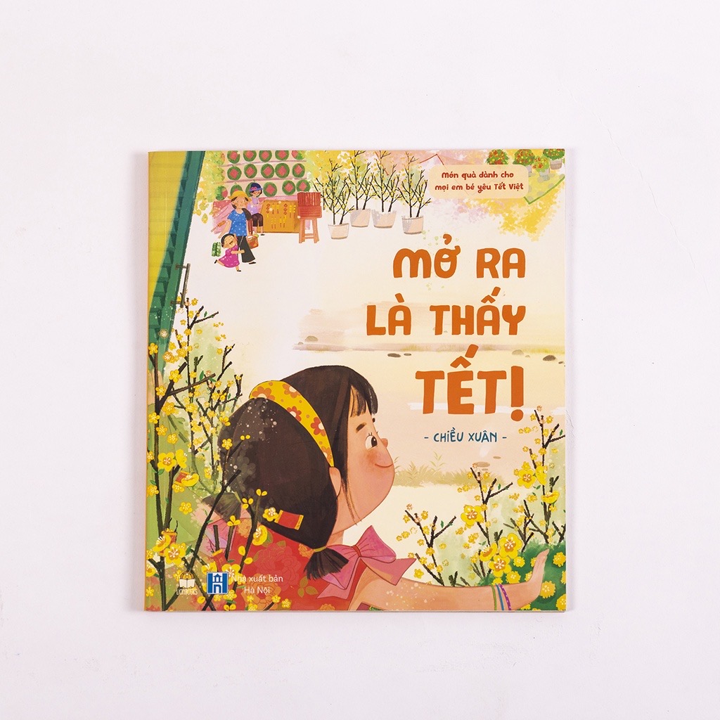 Sách Tết 2023 - Set Mở ra là thấy Tết (2 phiên bản Bắc Nam) kèm quà tặng cho bé - Lionbooks Mộc Nhiên