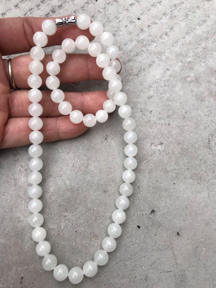 Vòng Chuỗi Đeo Cổ Đẹp Mới Đá Ngọc Hoà Điền Tự Nhiên Size 8mm Màu Trắng Ngọc Đẹp Nữ mệnh Kim mệnh Thủy ạ