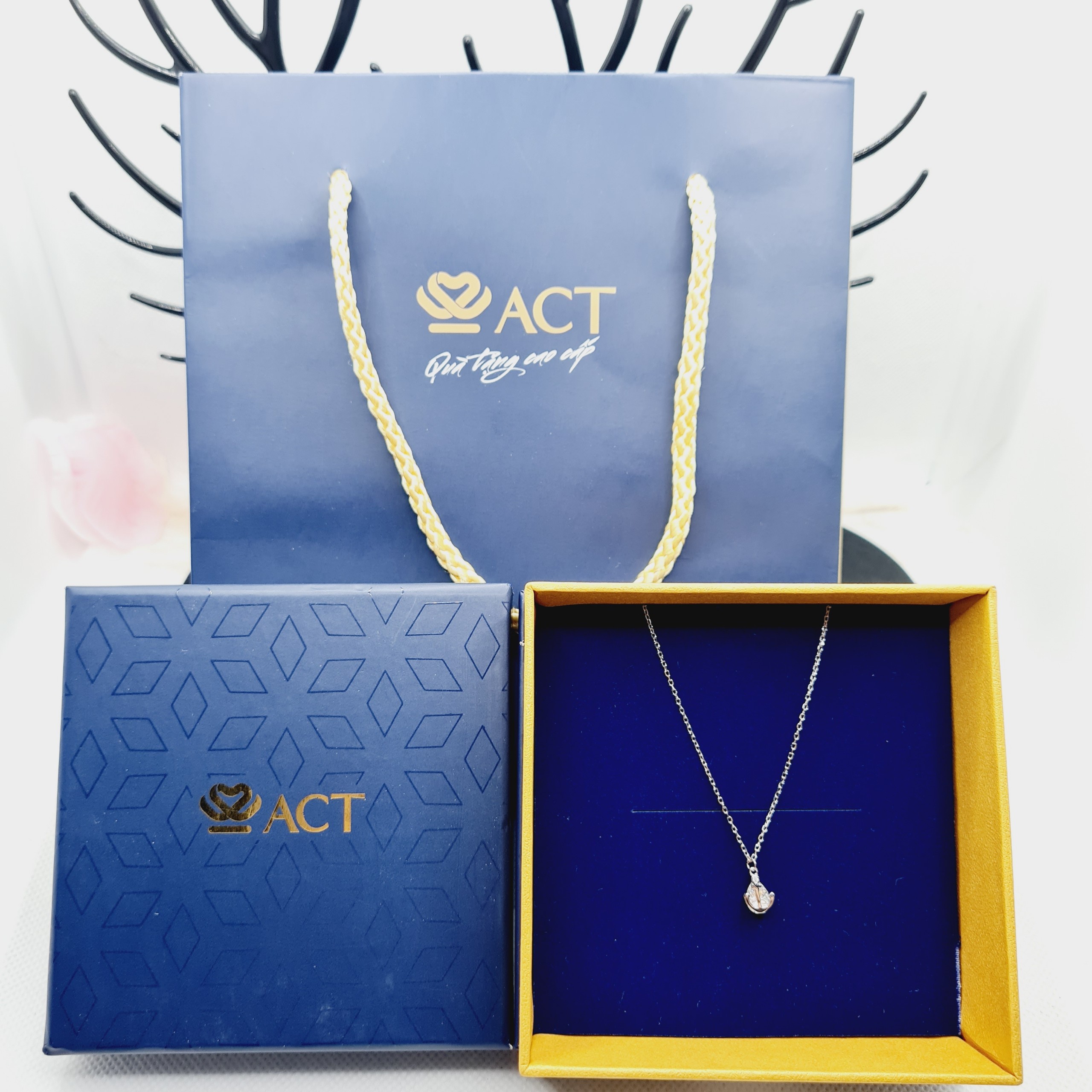 Dây chuyền mặt neo chất liệu bạc 925 thời trang phụ kiện trang sức nữ sang trọng