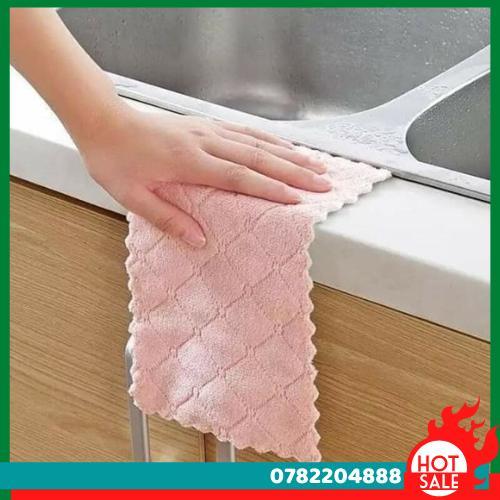 Khay Mứt Bánh Hình Hoa Tự Bung Nắp 6 Cánh Độc Lạ Tặng Kèm Khăn Lau Đa Năng - CH Hương Thị Miễn Phí Vận Chuyển