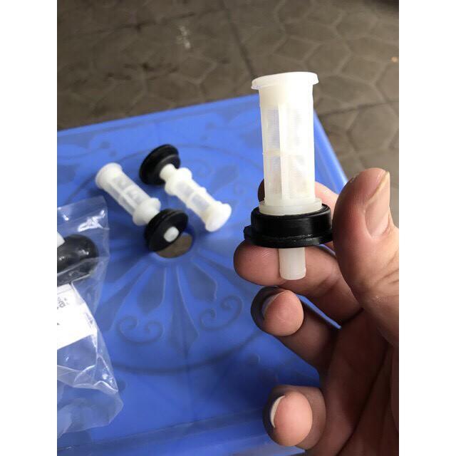 Lọc xăng máy cắt cỏ bình xăng trên
