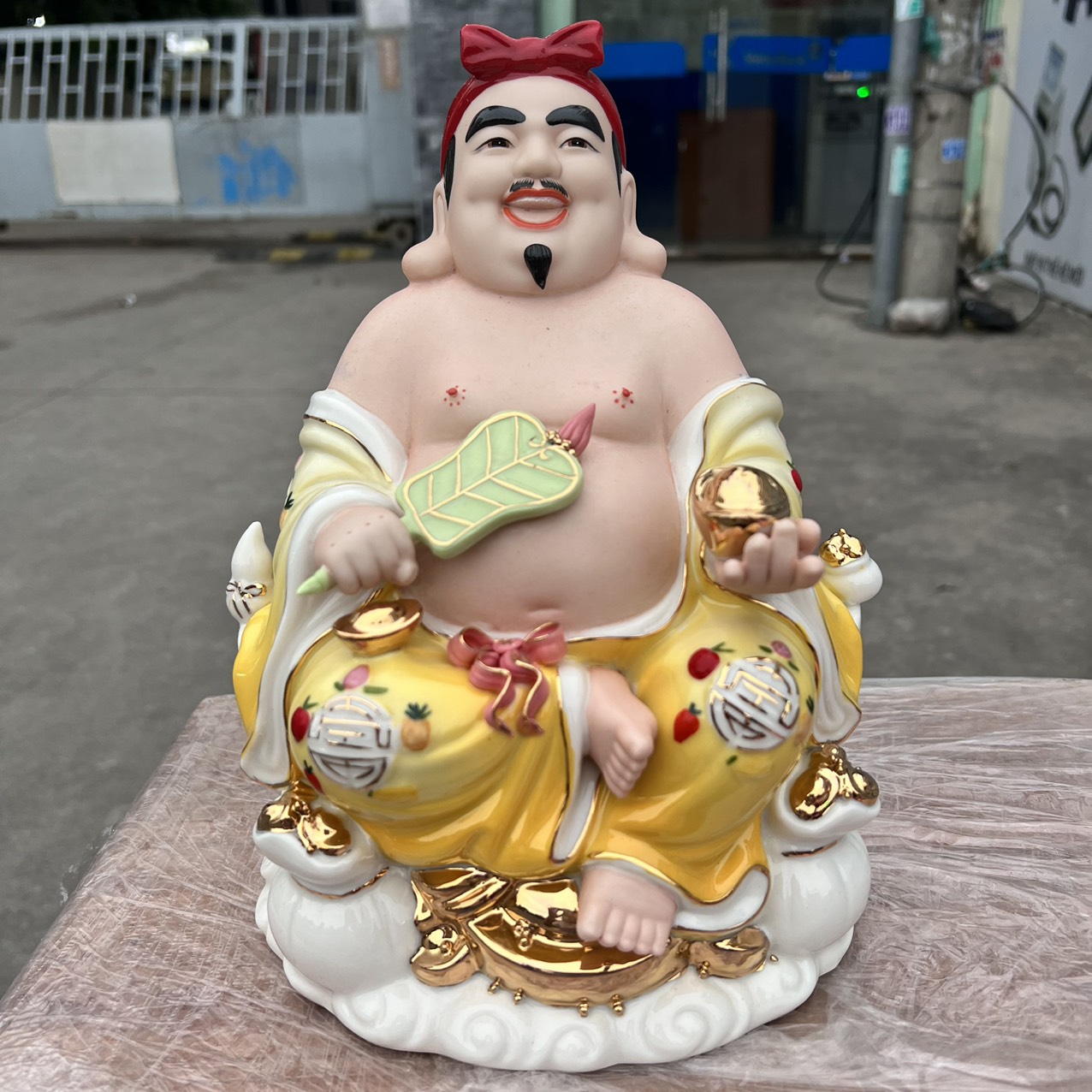 Tượng Thần Tài Thổ Địa sứ đức hóa cao cấp nhập khẩu Đài Loan cao 25cm – VÀNG