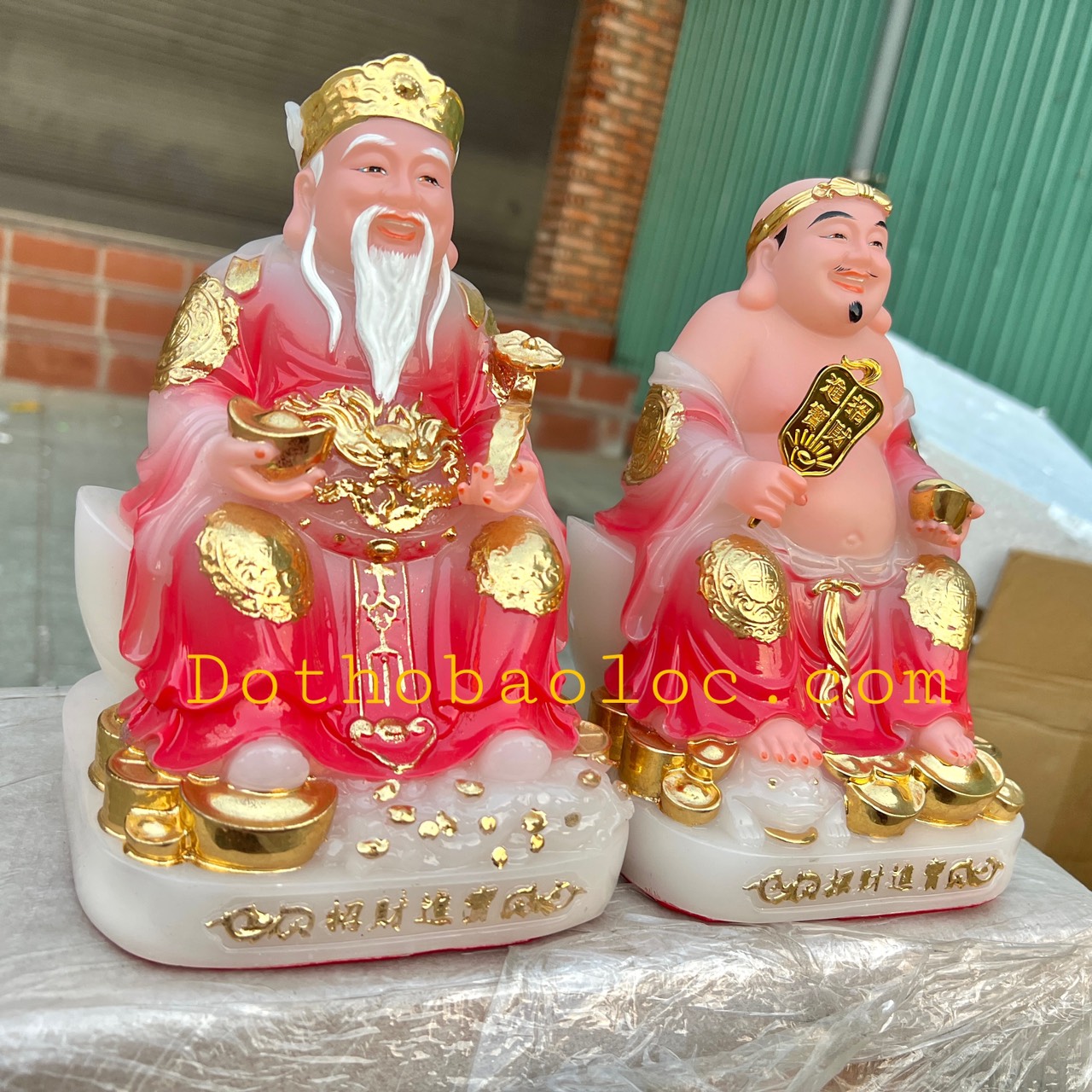 Tượng Thần tài Thổ Địa đế đá nhập khẩu cao cấp cao 20 cm – Đỏ ngọc bích