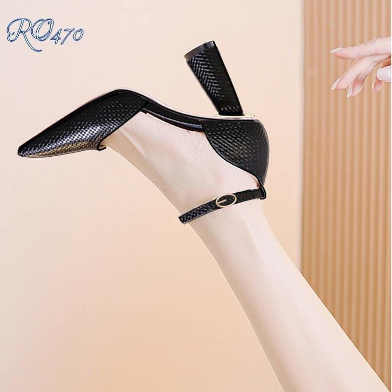 Giày cao gót nữ da sần, quai sau ROSATA RO470 - 8p - Trắng - HÀNG VIỆT NAM CHẤT LƯỢNG QUỐC TẾ
