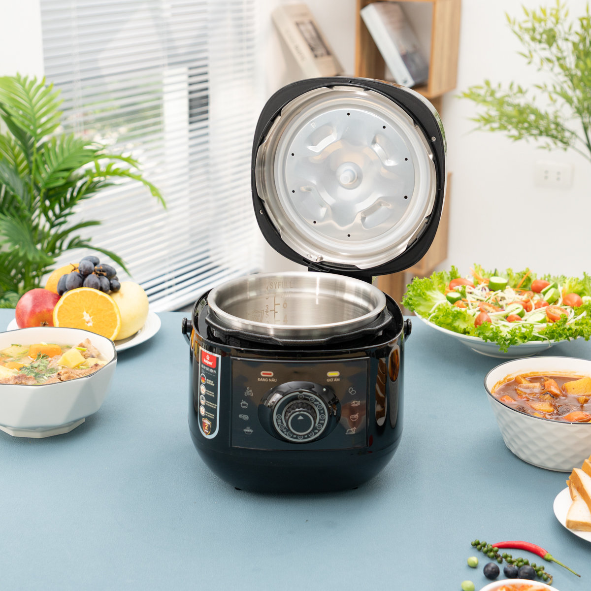 Nồi áp suất điện lòng nồi Inox 304 Kalpen P7 dung tích 3L công suất 700W bảo hành 2 năm - Hàng chính hãng