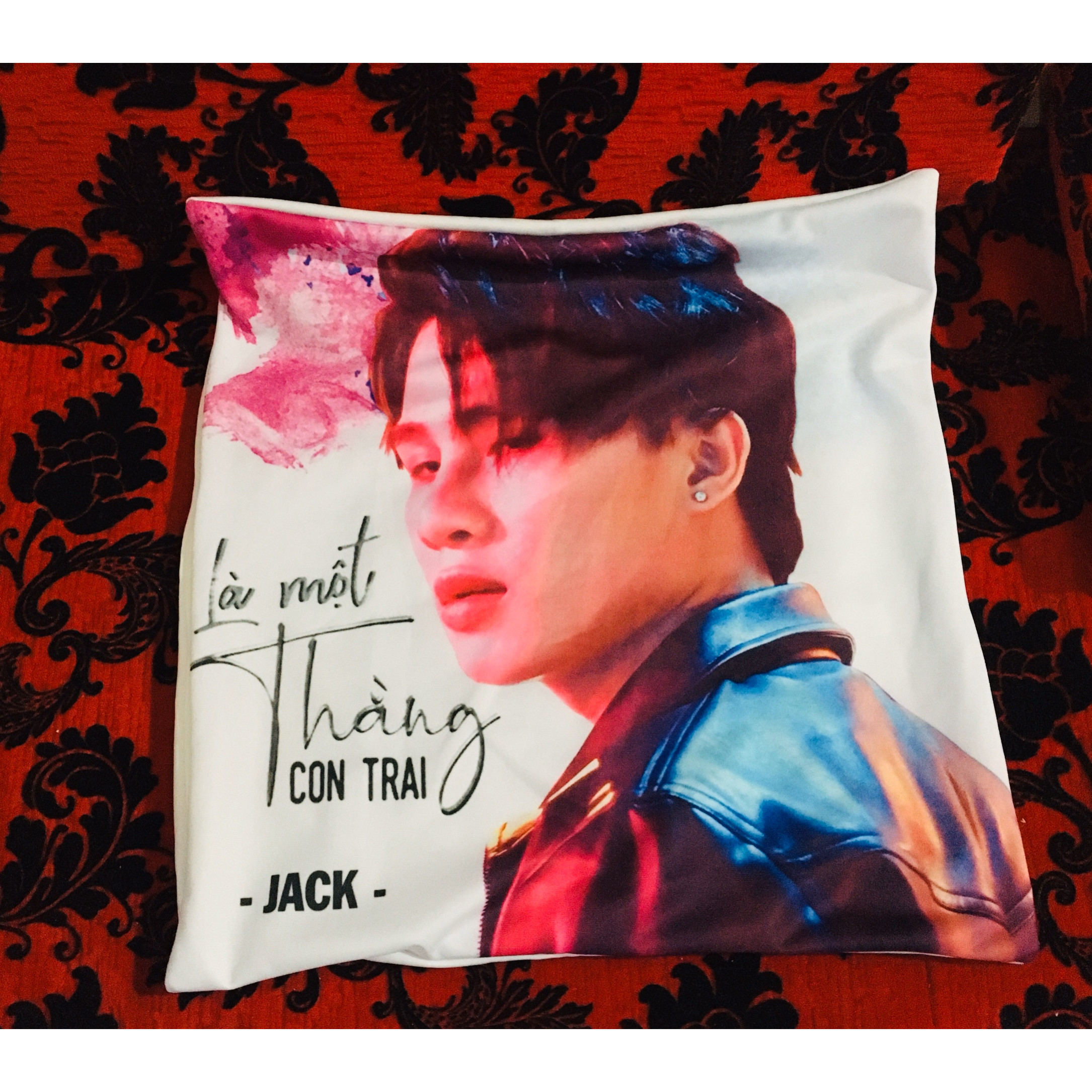 Gối Ôm Jack J97 In Hình Thần Tượng Ca Sĩ Cho Fan Đom Đóm Hâm Mộ Idol