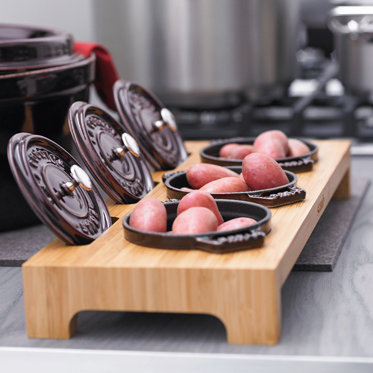 Kệ Giữ Nồi Mini Cocotte Staub