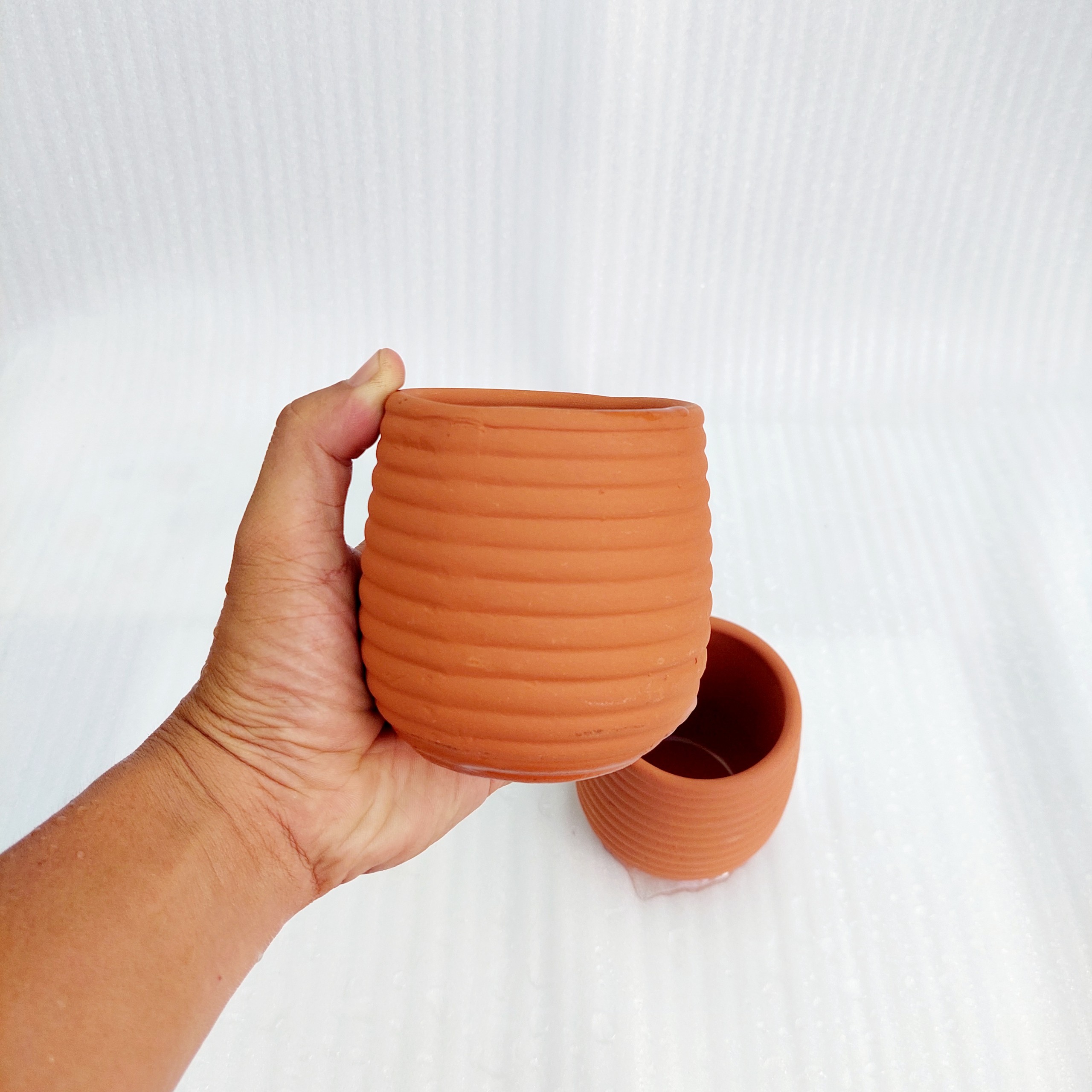 Chậu đất nung - Sọc ngang nhỏ, miệng chậu 7.5cm, chiều cao 9cm