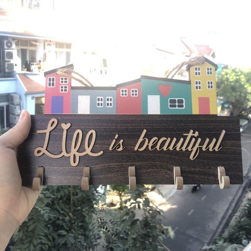 Bảng gỗ decor bảng gỗ 3D có móc treo chìa khoá life is beautiful móc gỗ đi kèm trang trí và treo móc đồ tiện dụng