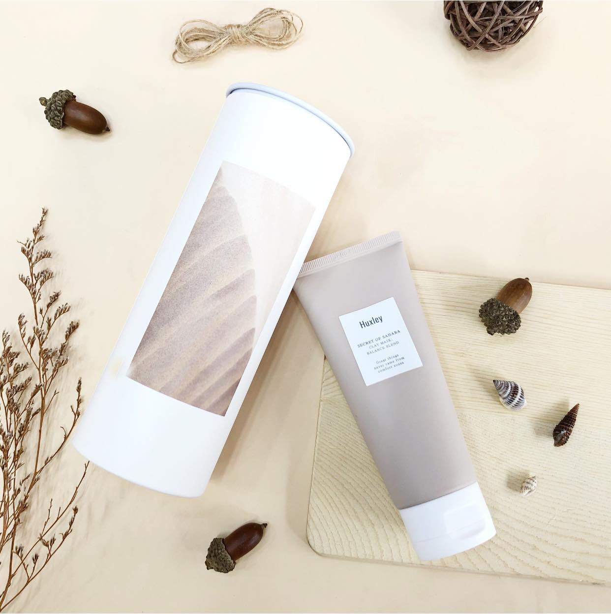 Mặt Nạ Đất Sét Làm sạch sâu, cân bằng da và thu nhỏ lỗ chân lông Huxley Clay Mask; Balance Blend 120g + Tặng Kèm 1 Băng Đô Tai Mèo