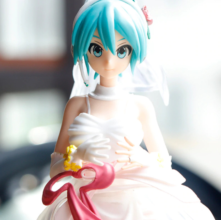 Mô Hình Hatsune Miku White Dress - Cao 26cm