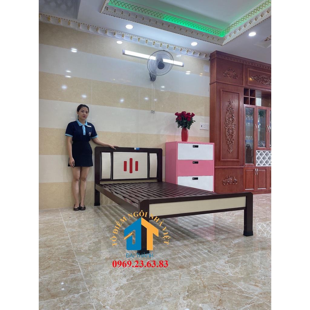 Giường sắt hộp vuông 48 cao cấp Đại Thành 1m6x2m