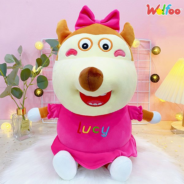 Gấu bông sói Wolfoo và Lucy trong phim hoạt hình Wolfoo dễ thương cho bé (37cm---50cm) hàng xịn cao cấp (Tặng Kèm 1 Ví Bóp Đựng Thẻ Xinh Xắn Như Hình)