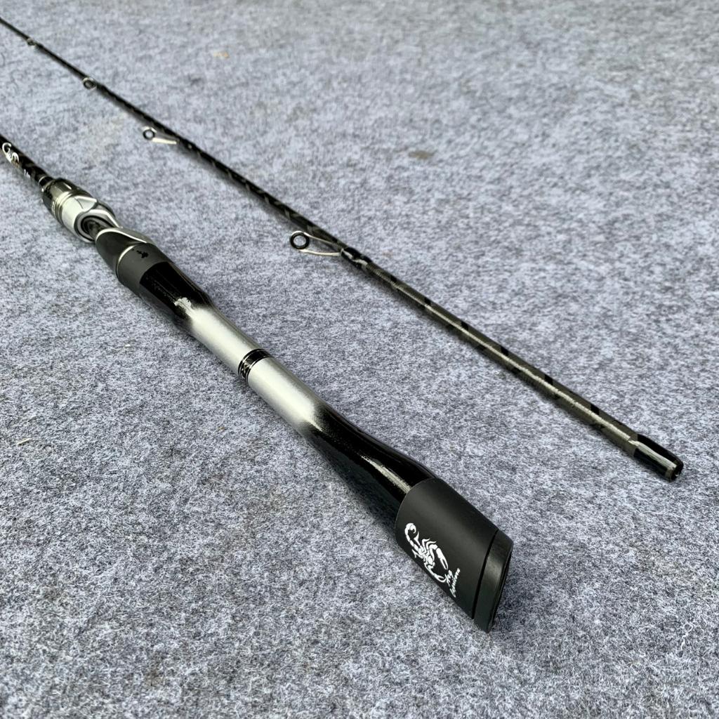 Bộ lure đứng cần BỌ CẠP TRẮNG độ cứng M carbon xoắn X + máy DEUKIO size 3000 thế hệ 2 tặng kèm dây dù PE