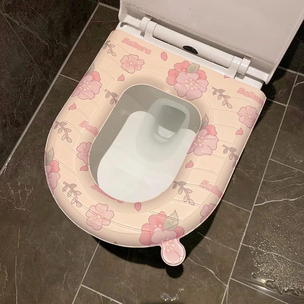 Hình ảnh Đệm Lót Bệ Ngồi toilet Bốn Mùa Chống Nước Thông Dụng In Họa Tiết Dễ Thương ( Mẫu Ngẫu Nhiên ) - HÀNG CHÍNH HÃNG MINIIN