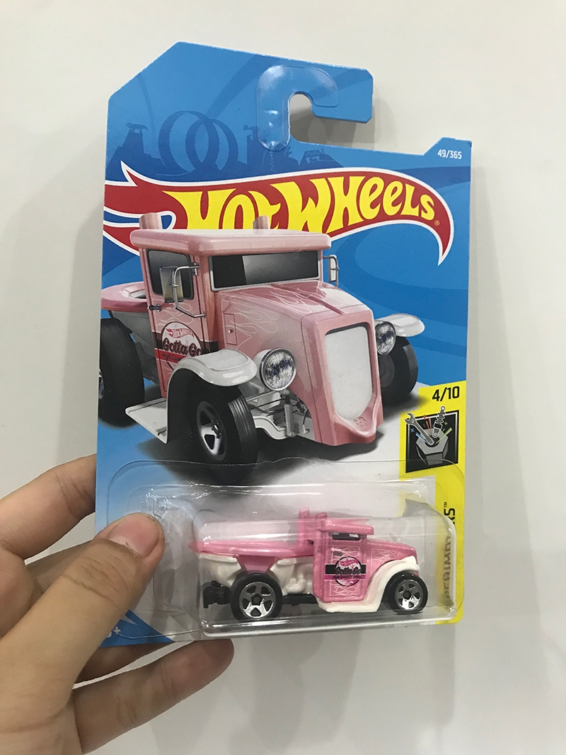 Đồ Chơi Xe HotWheels cơ bản C4982 - Giao hàng ngẫu nhiên