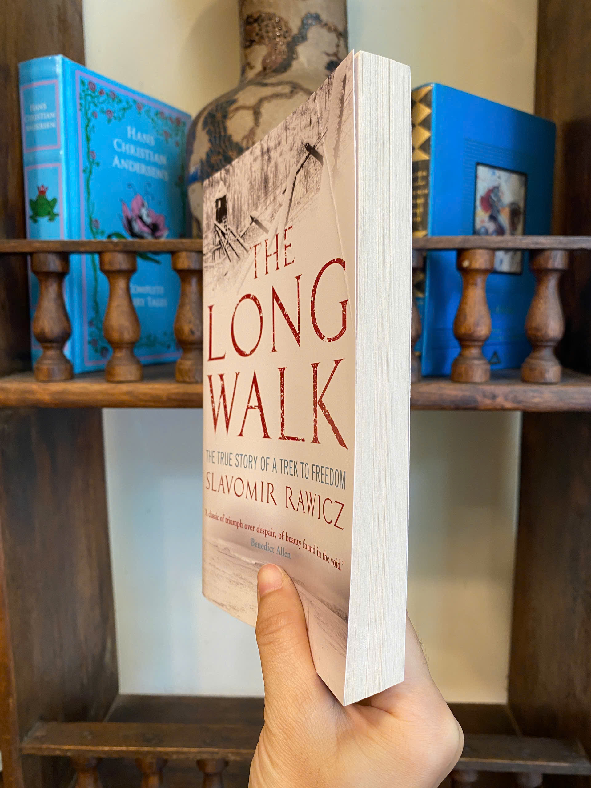 Sách - The Long Walk: The True Story Of A Trek To Freedom by Slavomir Rawicz | Memoir / Nonfiction