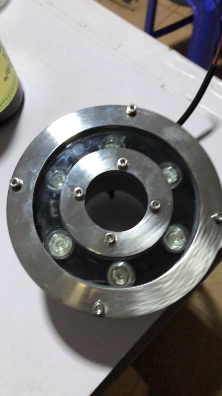 Đèn âm nước bánh xe 6w đổi màu