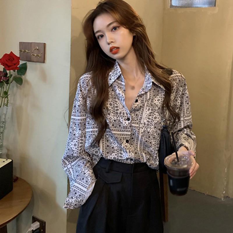 Áo Sơ Mi Tay Dài Form Rộng In Họa Tiết Phong Cách Retro Cho Nữ