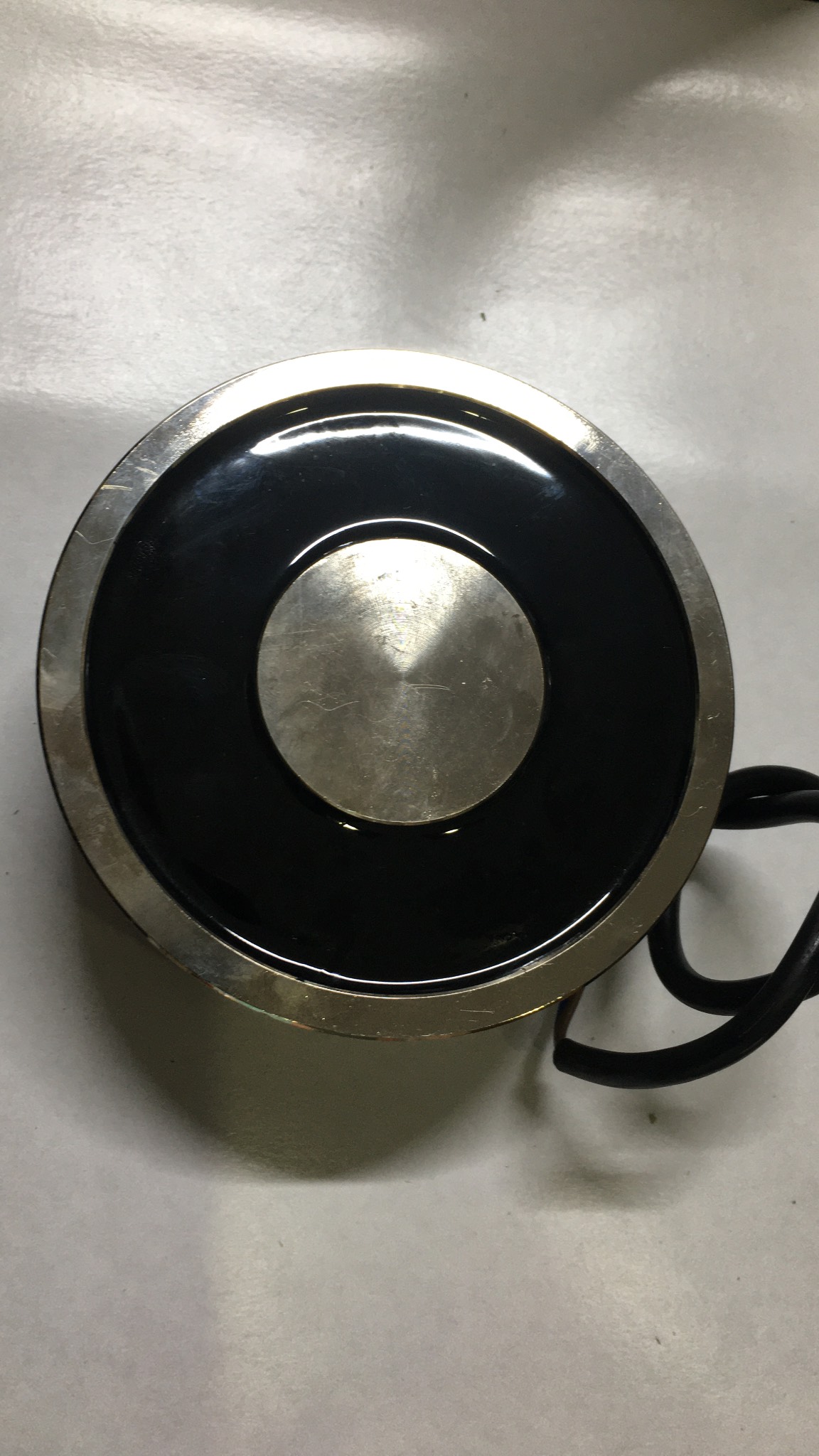Nam châm điện nâng hút 200kg - 12v