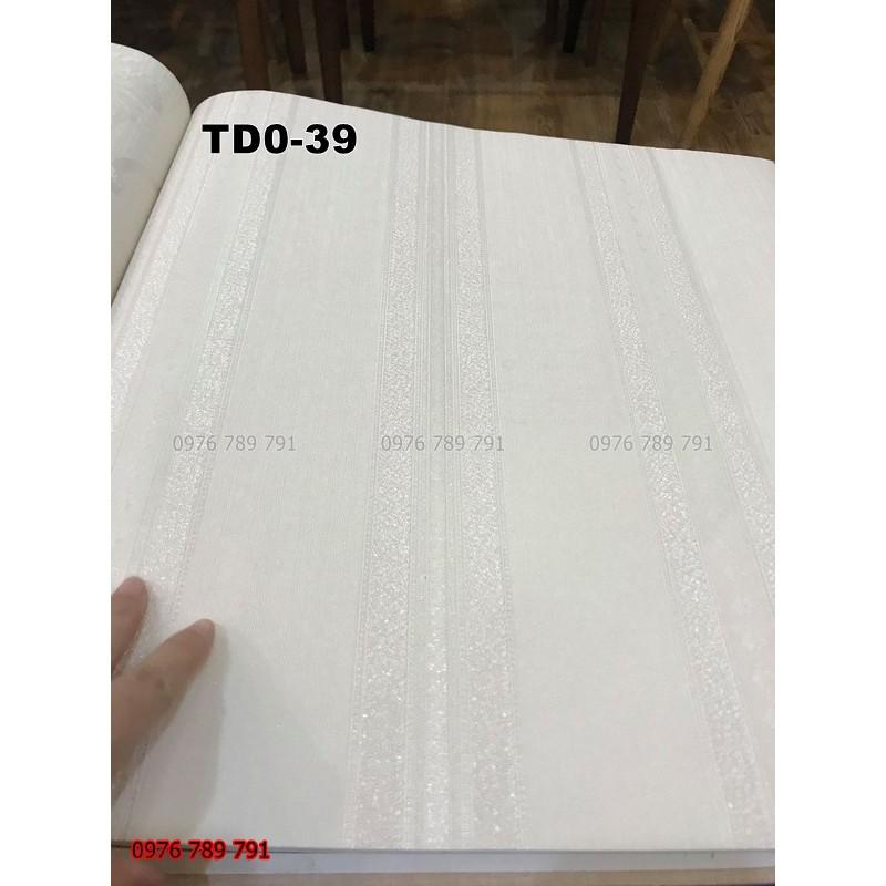 Giấy Dán Tường Dải Dọc Cổ Điển Phòng Khách, Khổ 10m x 53 cm, Lụa Không Keo, Màu Đỏ, Nâu, Trắng