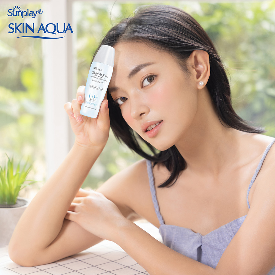 Gel chống nắng vật lý bảo vệ da dưỡng ẩm Sunplay Skin Aqua Mineral Defense Moisture Gel SPF 50+, PA++++