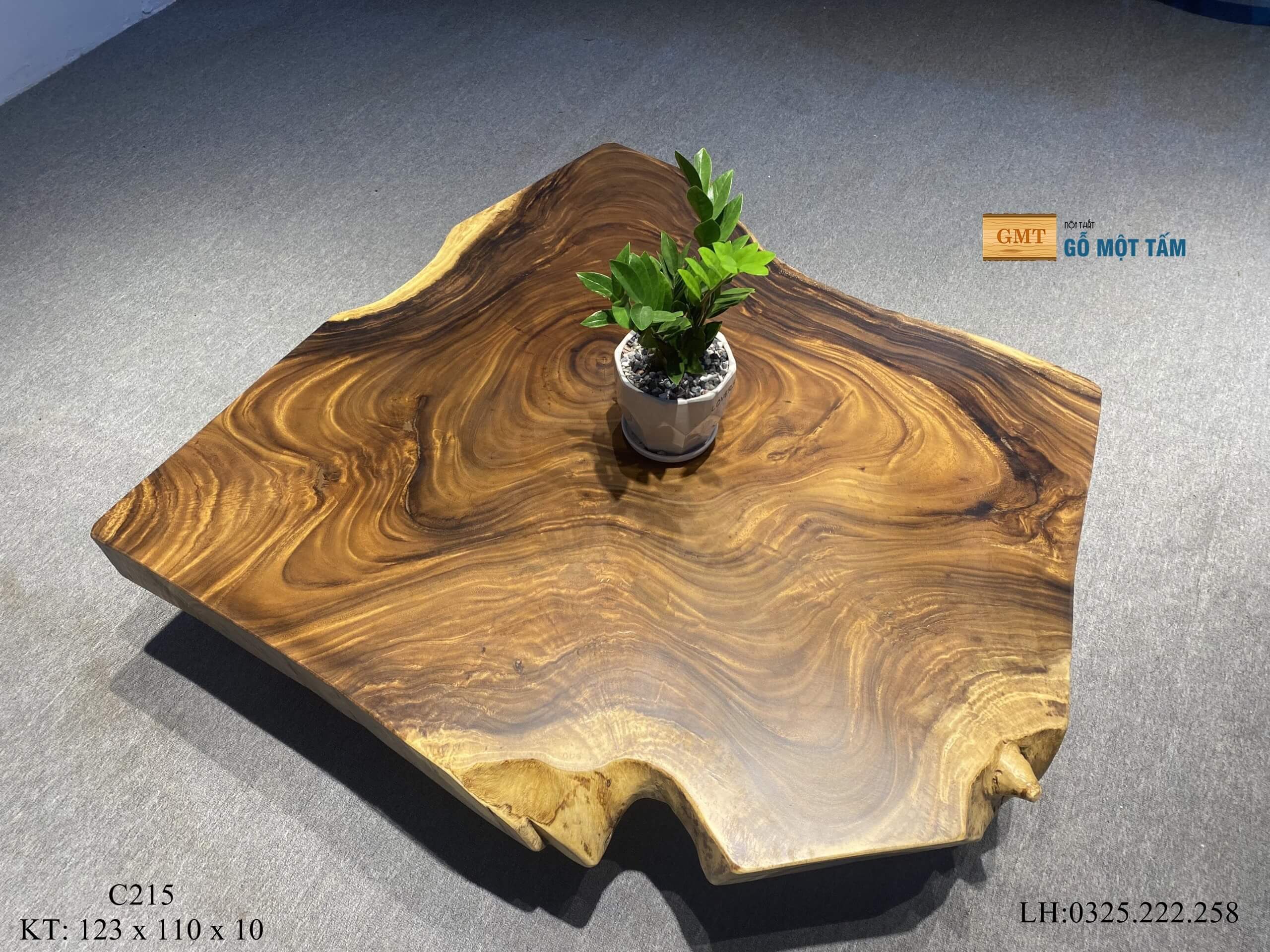 Bàn Sofa Gỗ Me Tây, Bàn Sân Vườn Gỗ Me Tây, Bàn Gỗ Me Tây Nguyên Tấm Dài 1,23m Rộng 1,1m Dày 10cm