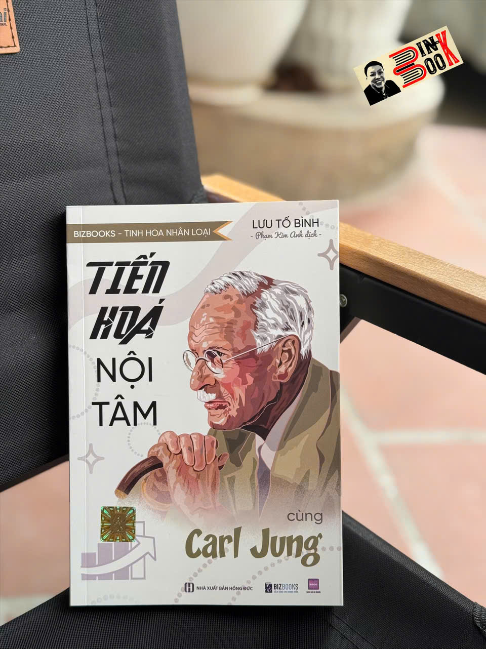 TIẾN HÓA NỘI TÂM CÙNG CARL JUNG - Lưu Tố Bình - Phạm Kim Anh Dịch - Bizbooks