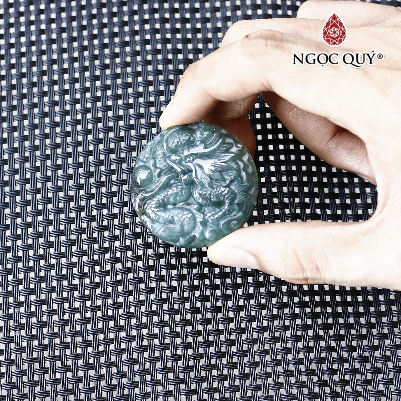 Mặt dây chuyền hình rồng đá chalcedony mệnh hỏa, mộc - Ngọc Quý Gemstones
