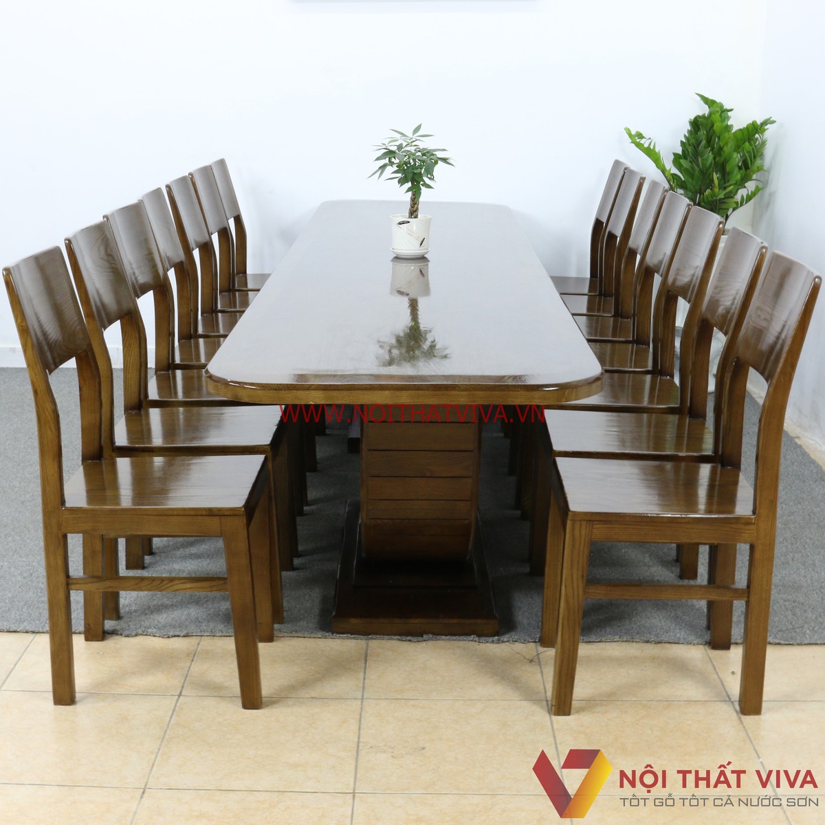 Bộ Bàn Ăn 14 Ghế Gỗ Sồi Nga Sơn Màu Óc Chó Sang Trọng Tinh Tế